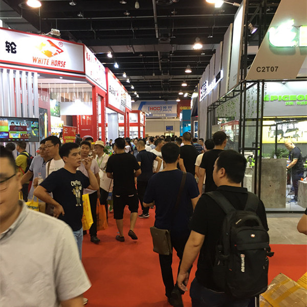 【大圣归来】五金展圆满结束，利来w66展台前宾客满蓬